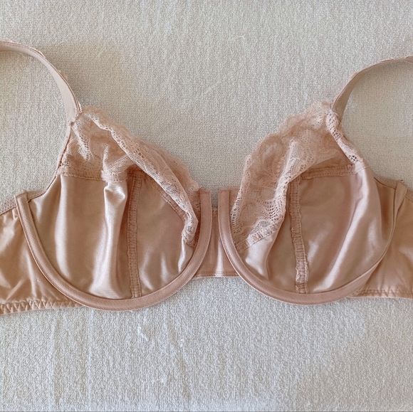 Bali Lace Lift Desire Unlined Bra, size 40D - Picture 10 of 16